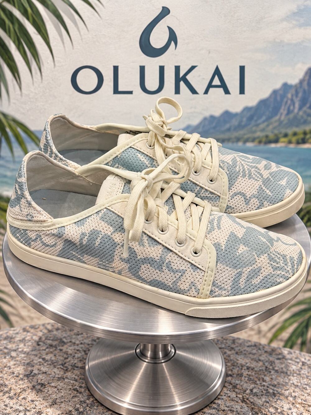 OluKai Pehuea Li Palei Blue Floral Drop-In Heel Sneakers Size 6.5